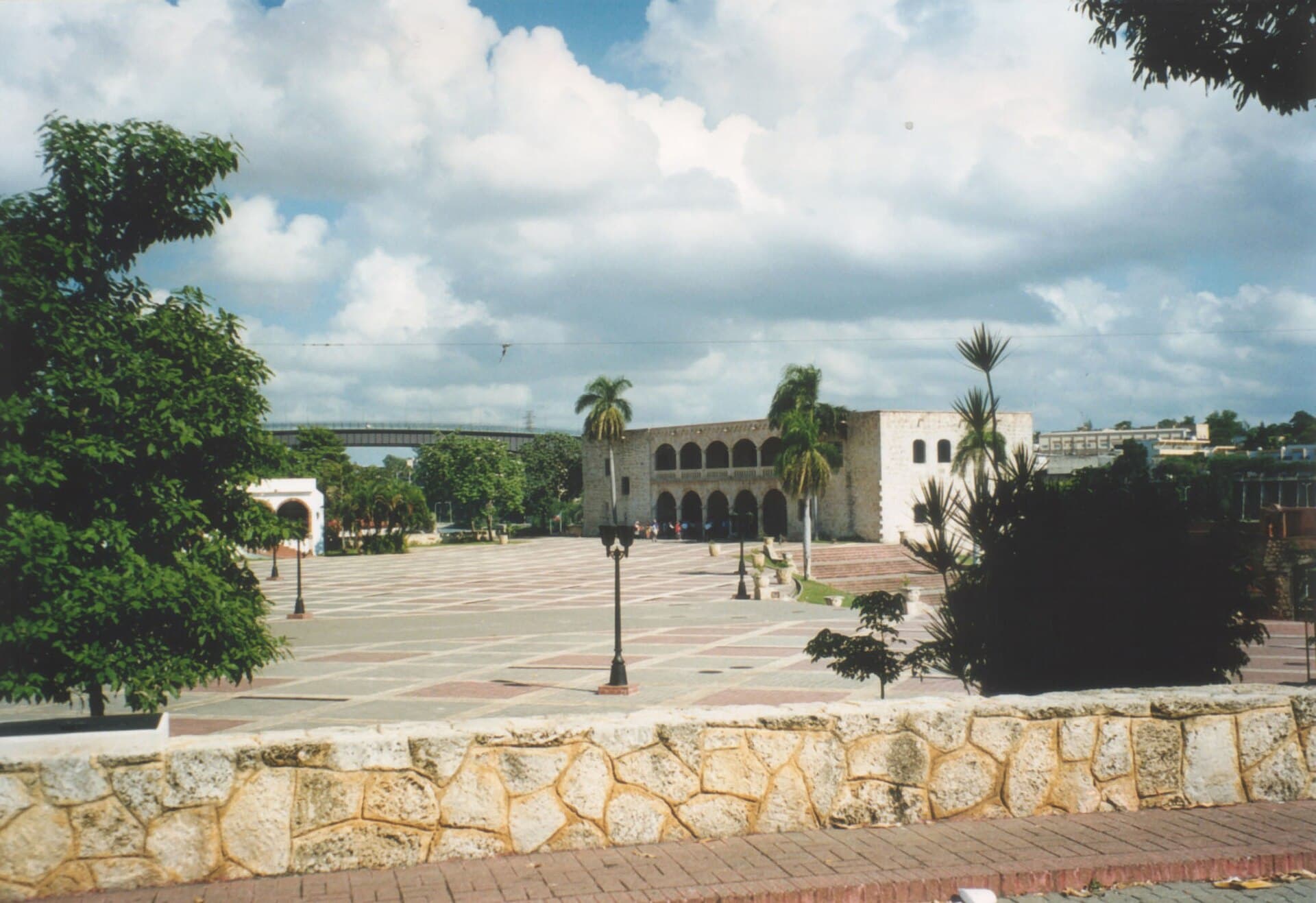 Colonial Zone